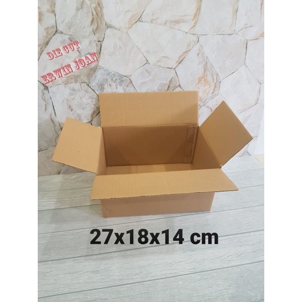 

Kardus / Box / uk. 27x18x14 cm / Karton packing polos baru ST