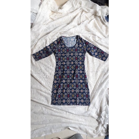 Preloved MURAH medan-midi dress batik