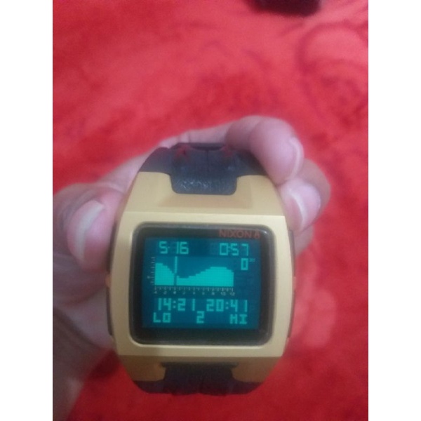 Jam Ripcurl & NIXON LODOWN T1 11 GOLD BLACK 100% original preloved