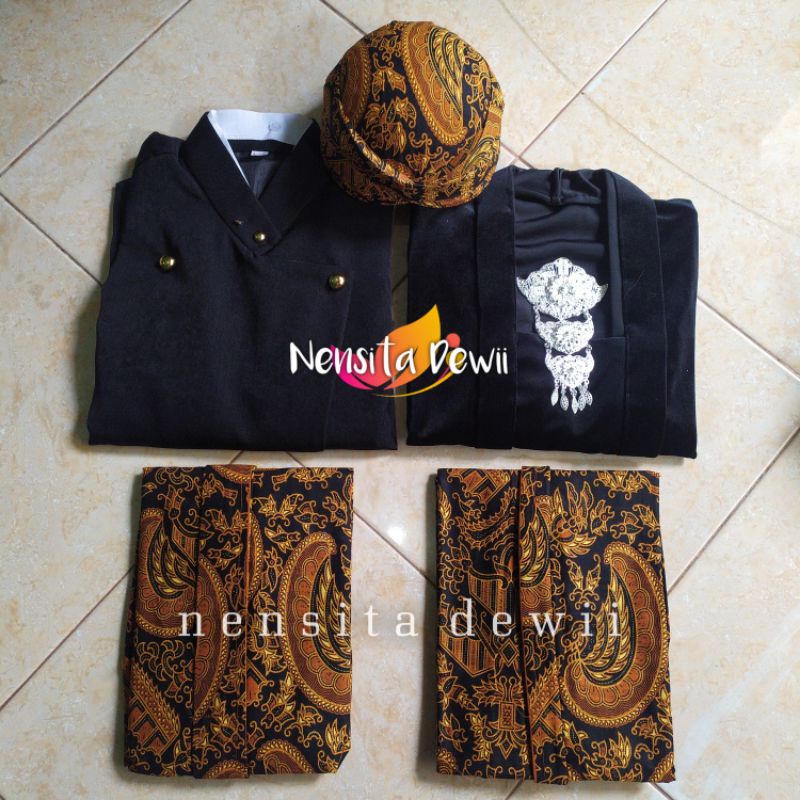 Set Prewedding / Baju Couple Adat Jawa, Motif Semenromo