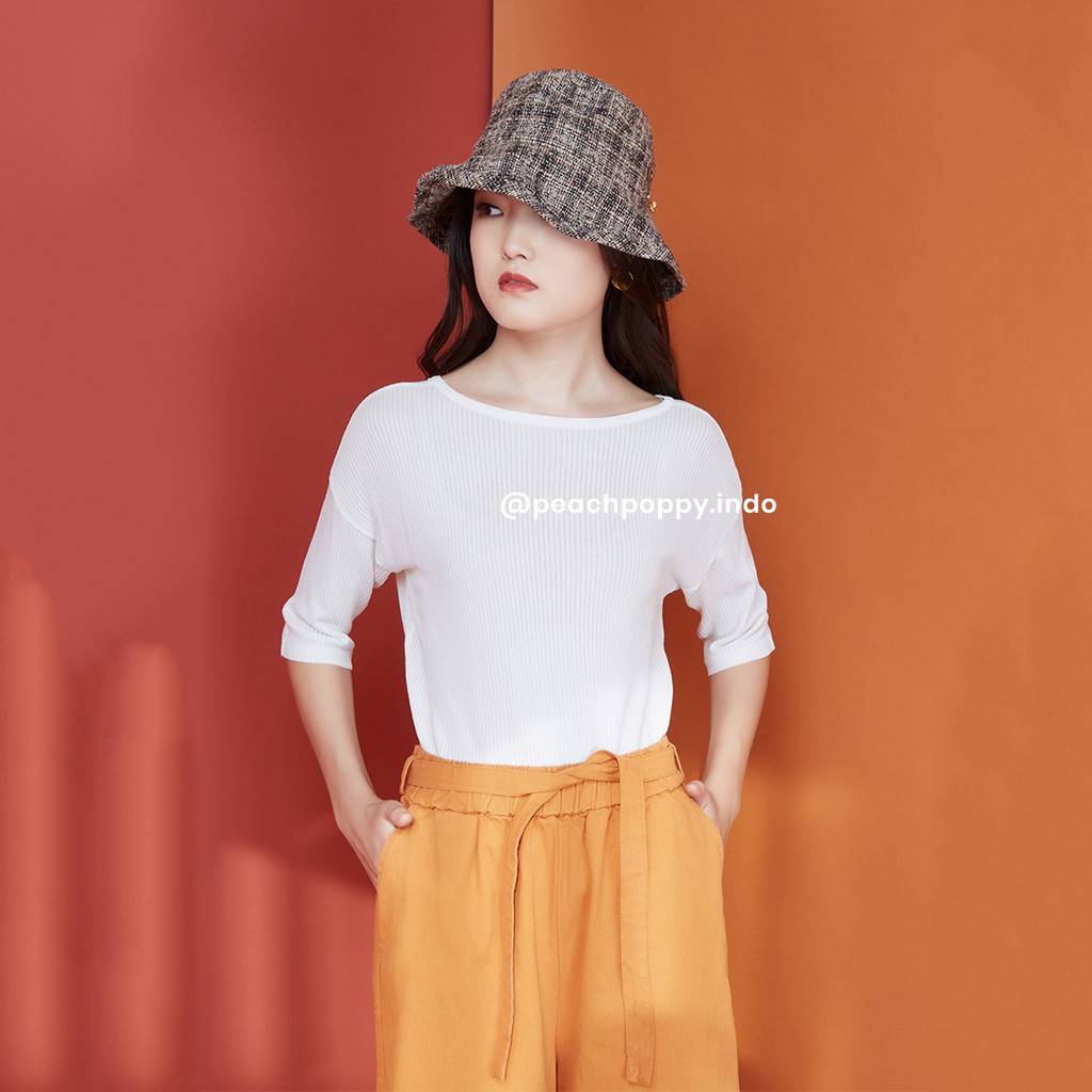 Peach Poppy Brie Top - Atasan Kaos Wanita Polos Lengan Pendek