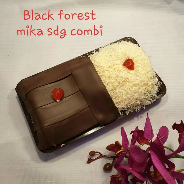 

Blacforest mika sedang