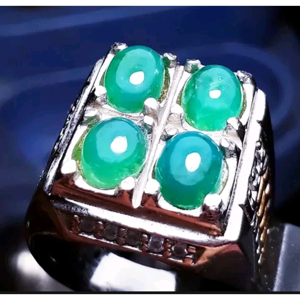 BACAN DOKO batu akik natural bacan doko majiko super kristal bacan minion 4 mata