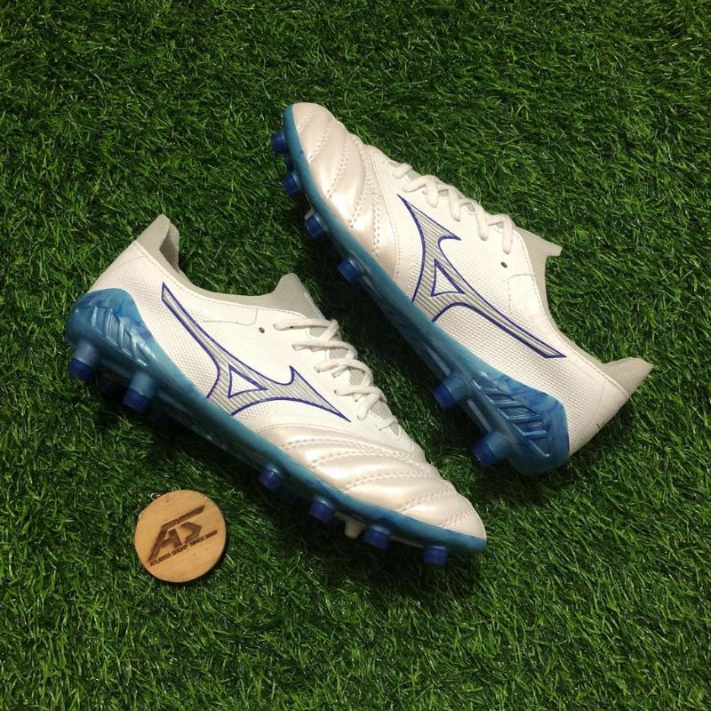 Sepatu bola Mizuno beta FG