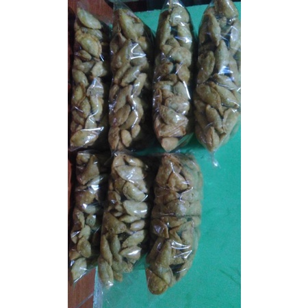 

NAVIN-HS pastel khas kutorejo