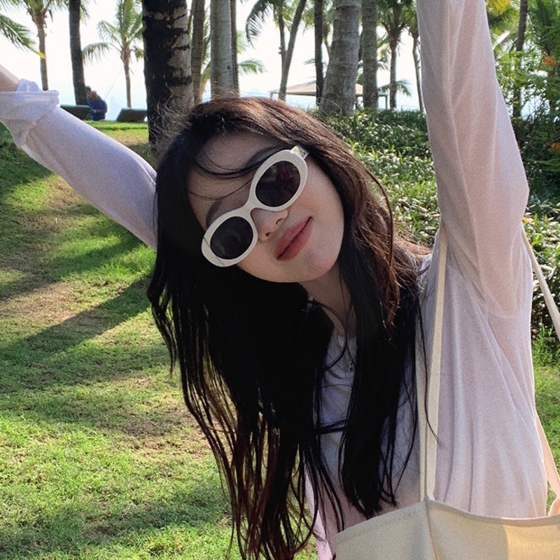 Kacamata Hitam Pelindung Matahari Dengan Bingkai Putih Gaya Harajuku