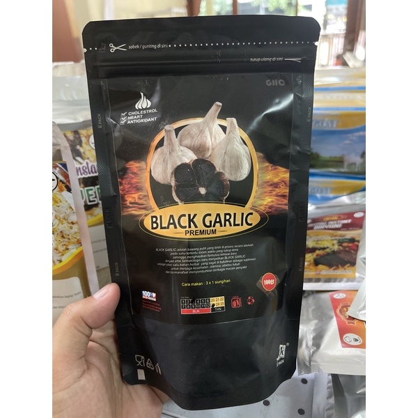 Black Garlic Premium 100gr - Suplemen Kesehatan Mencegah Kolesterol Hati dan  Sebagai Antioksidan