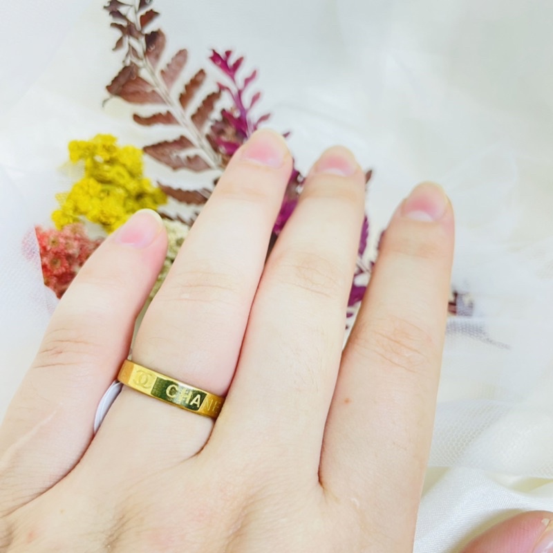 Cincin titanum motif ch emas anti karat