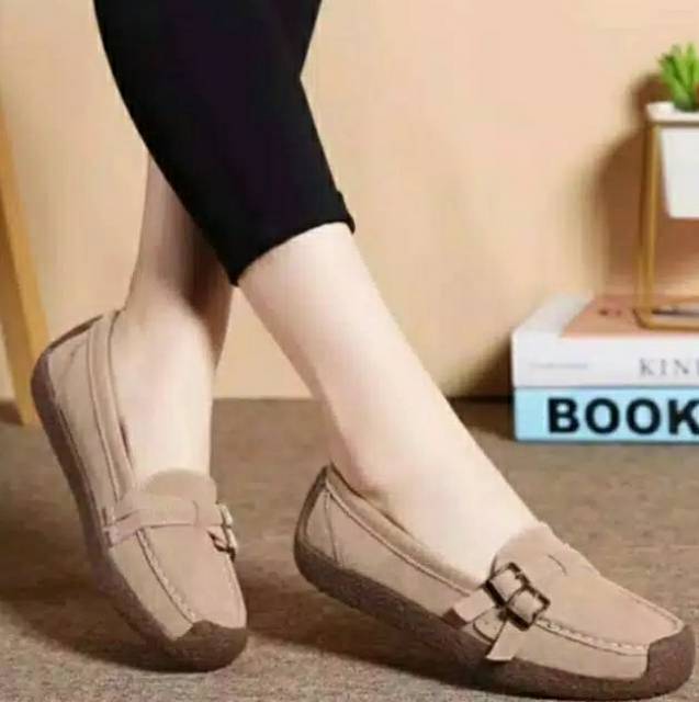 KEYNA Sepatu Wanita Casual RT 026