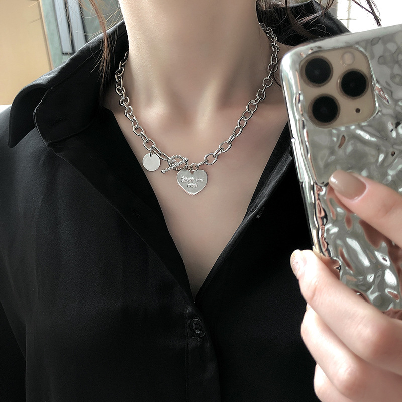 Punk pendant Korea IG Metal Cold Wind Clavicle Chain Female Necklace with Jewelry Love Pendant