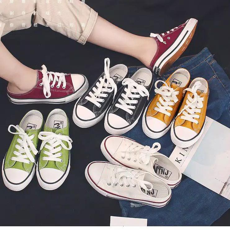 Wnot Shoes - Sneakers  Fahion Wanita Sepatu Canvas Import .