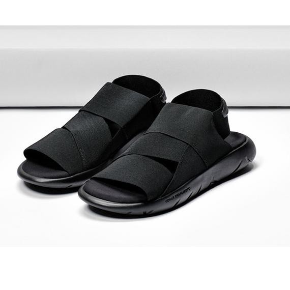 y3 qasa sandal