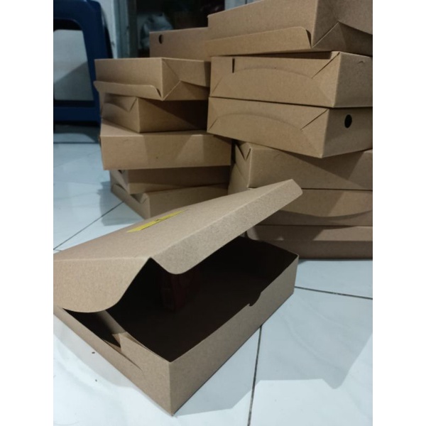 

kardus buat packing atau buat kaos hampers