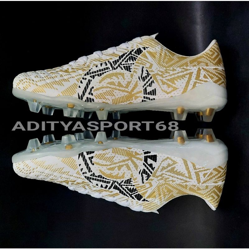 Sepatu Bola TERLARIS sepatu Sepak Bola Catalyst (gratis kaos kaki dan deker)