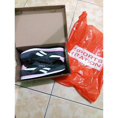sepatu wanita reebok dijamin original warna hitam kombinasi pink uk 40 jual murah k