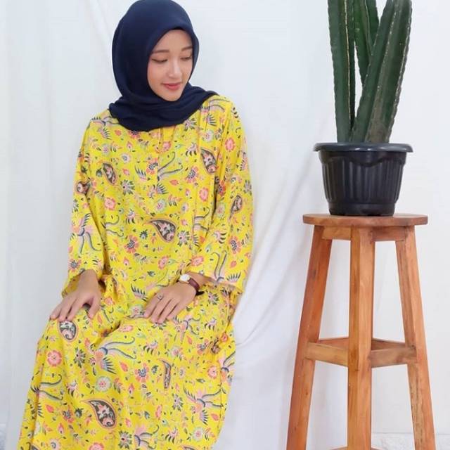 Mak Jumbo bolo bolo yellow