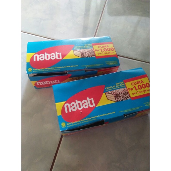 

NABATI KELAPA WAFER COKELAT ISI 10 PCS