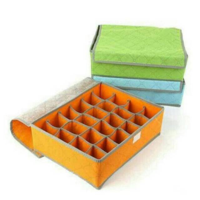 [300gr] Underwear Storage 24 Grid Lobang Box Kotak