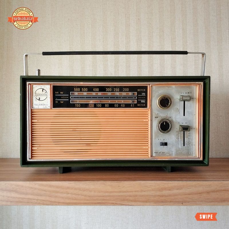 RADIO TRANSISTOR / JADUL / ANTIK / VINTAGE TELESONIC NT-803.