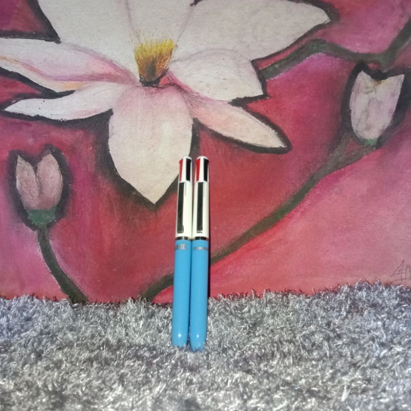 

Bolpen 4 warna
