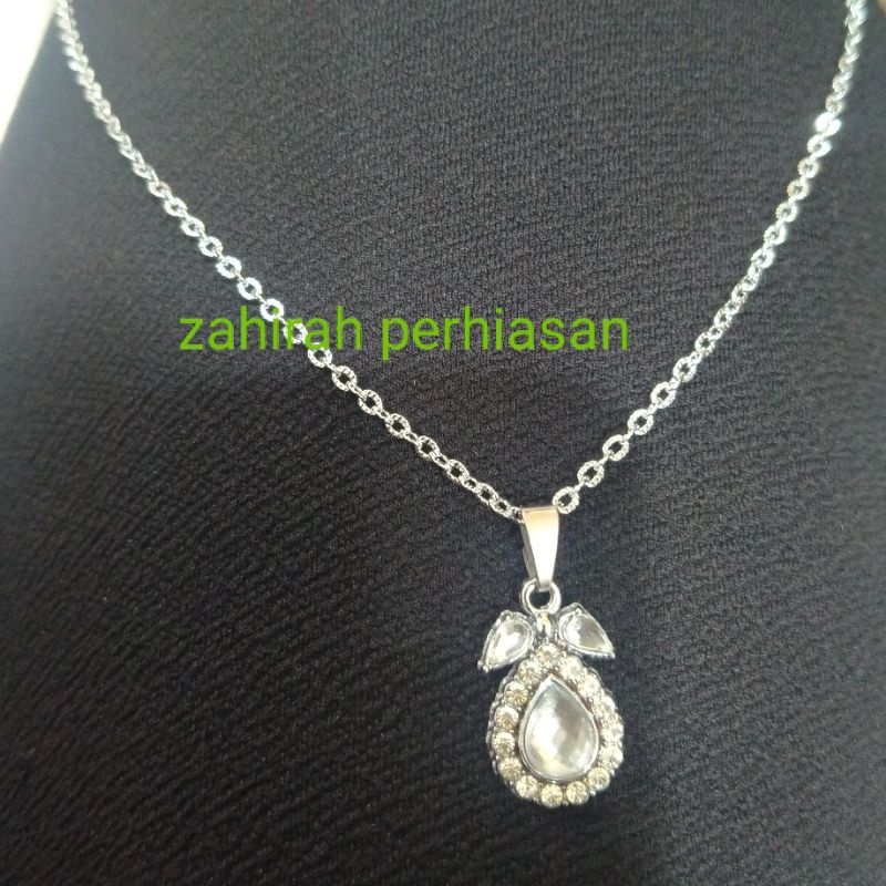 kalung wanita Nori motif free liontin permata perak
