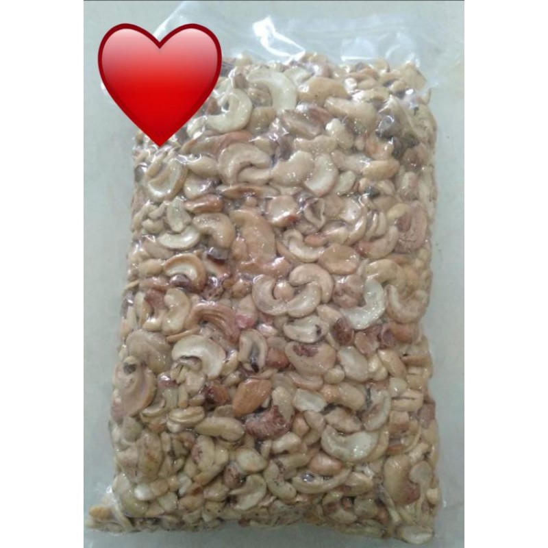 

1 kg kacang mede belah LP2/mede patahan/mentah/kemasan