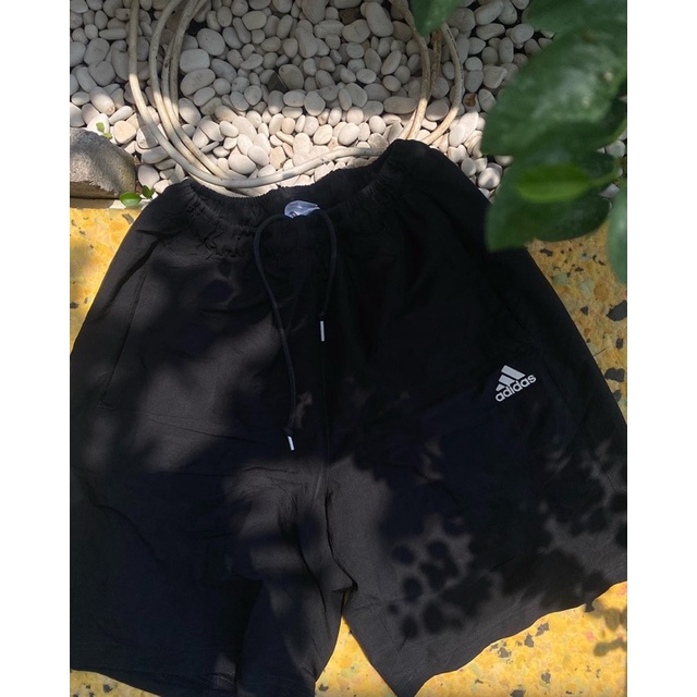 CELANA PENDEK ADIDAS ORIGINAL