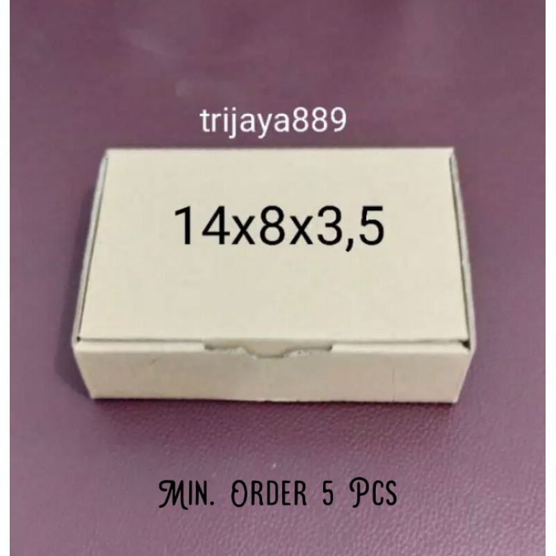 

kardus box pizza/ die cut ukuran 14x8x3,5