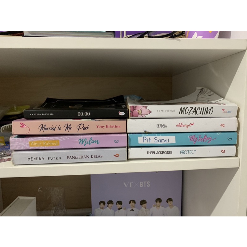 PRELOVED NOVEL ( ORIGINAL )  01.00, MOZACHIKO, BACA DESKRIPSI