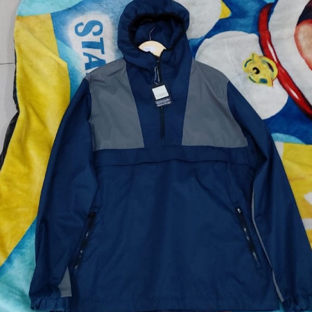 cagoule peaceful hooligan