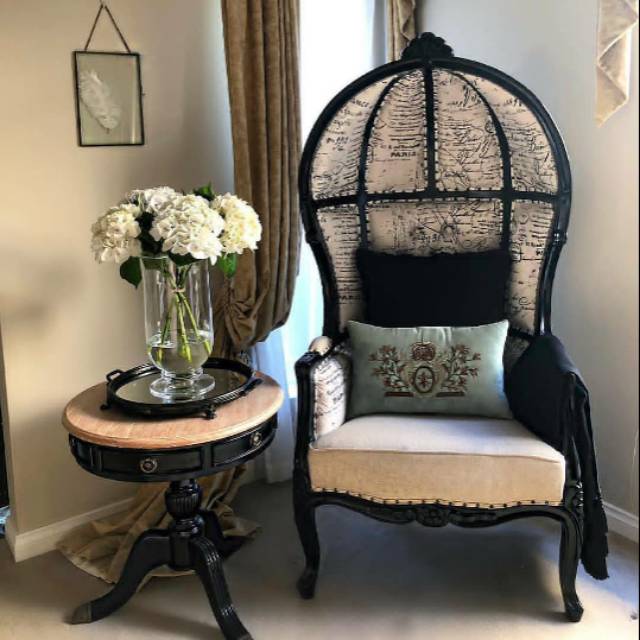 Sofa kursi balon dan meja bulat kecil jati