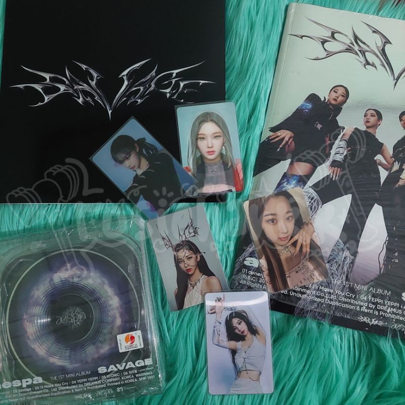 AESPA ALBUM SAVAGE KARINA PHOTOCARD , GISELLE PHOTOCARD (SISA ALBUM ONLY UNSEALED)