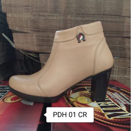 Sepatu kulit wanita kantor boots Polwan Secwan Sus PNS sepatu kerja formal tampil kece