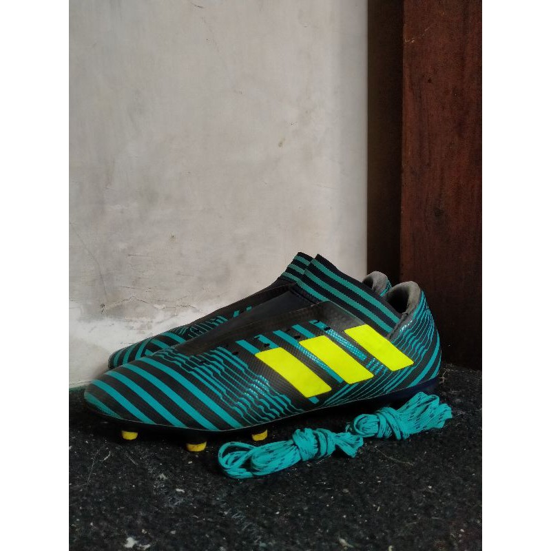 Sepatu Sepak Bola Adidas Nemeziz 17.3 (2nd)