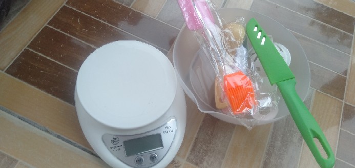 Timbangan Mangkok Super Promo (timbangan + Sendok Takar + Kuas + Pemisah Kuning Telur + Spatula)