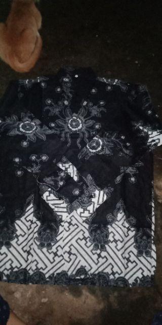 Kemeja Batik Motif Pagar Bunga