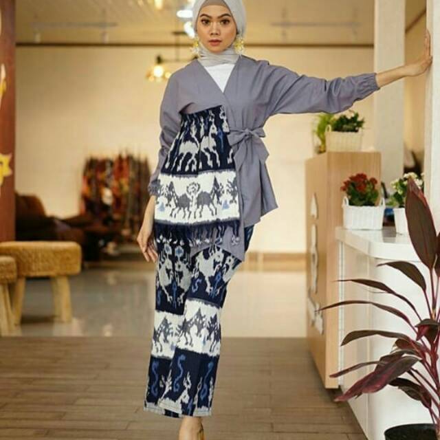 Set celana kulot tenun dan atasan kain tenun troso etnic sumba