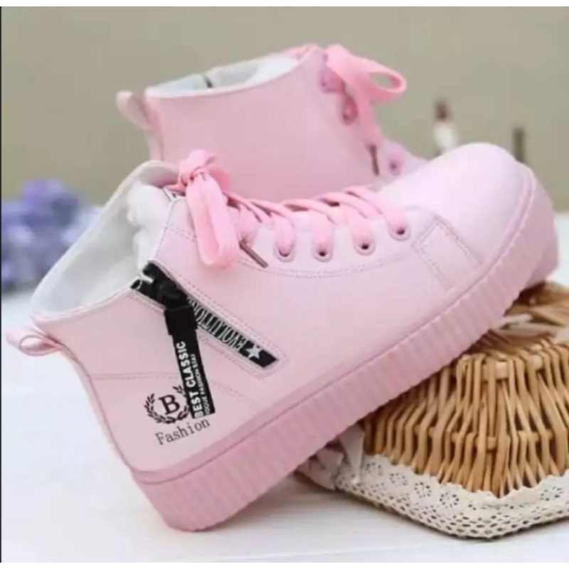 Sepatu boots wanita korean style