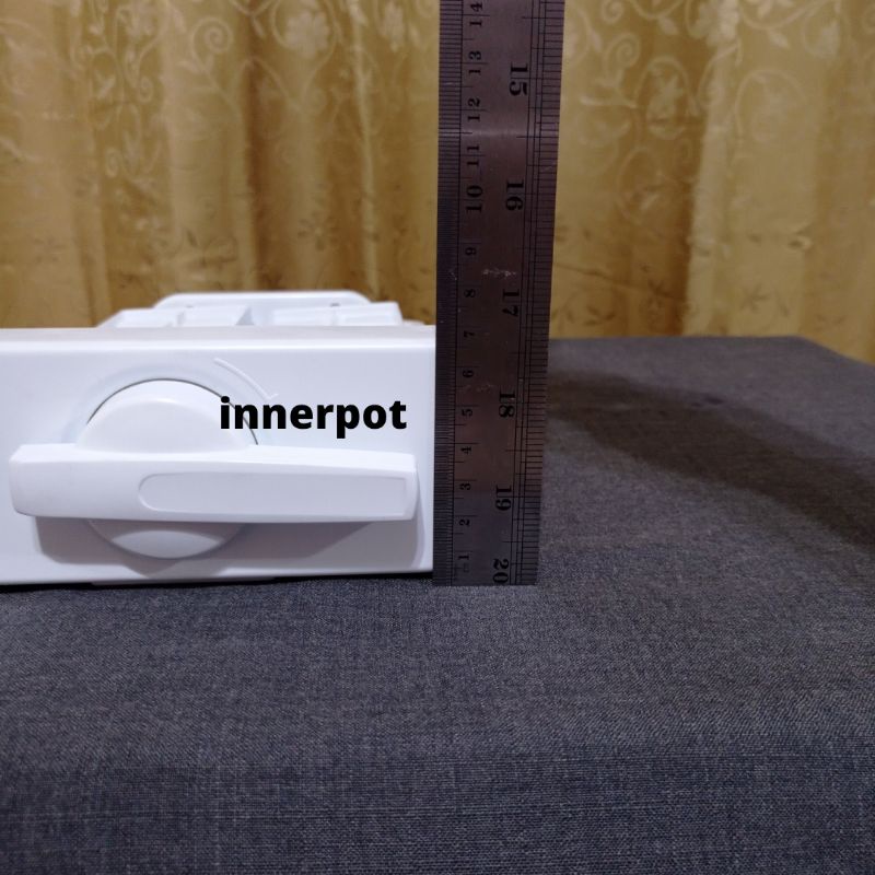 Cetakan es batu Ice Twist LG original