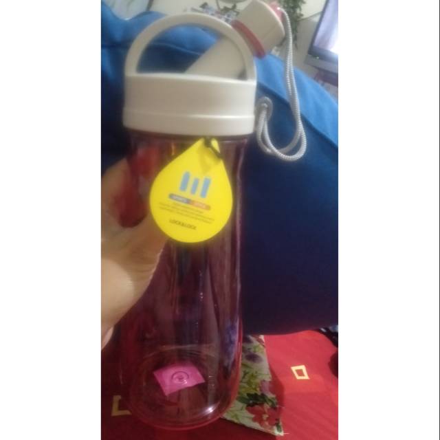 Lock n lock botol minum ukuran 1,3 L ukuran besar bisa utk infus water bpa free.