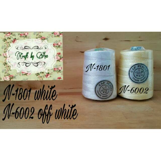 Benang rajut nilon peniti varian white