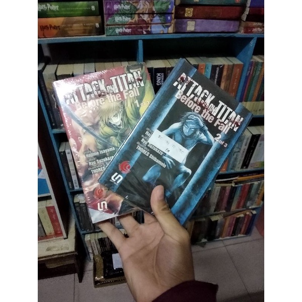 

light novel Attack on titan