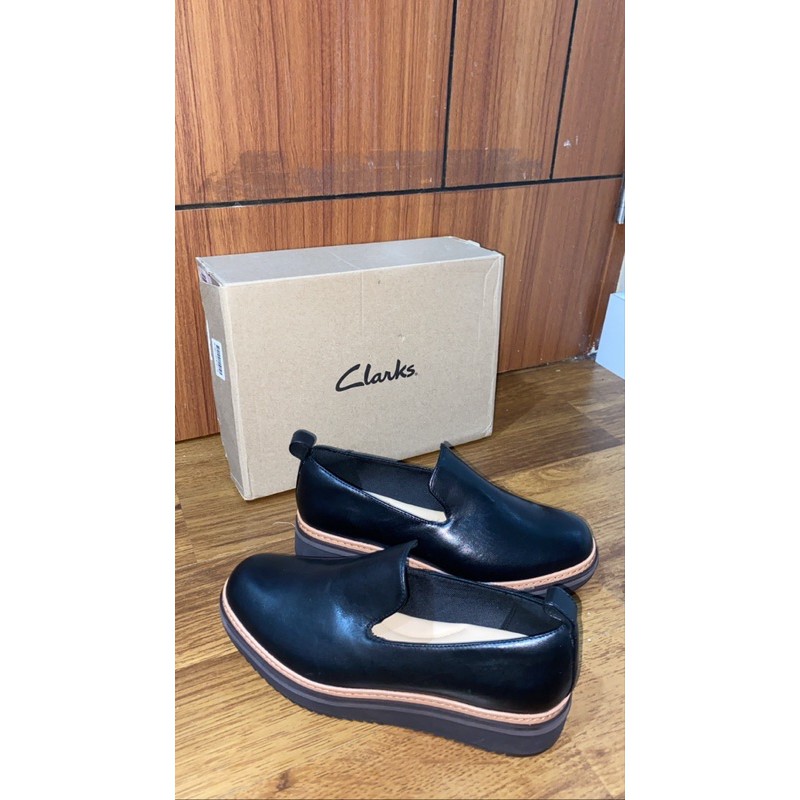 CLARKS WOMAN SHOES