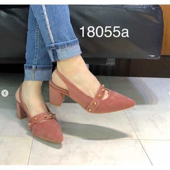 Heels 18055A