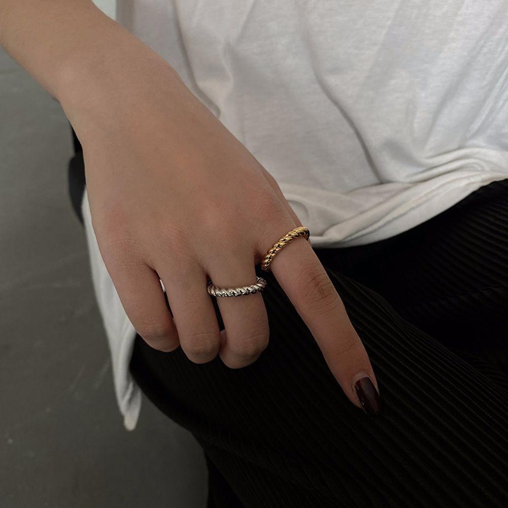 Mxbeauty Pembukaan Cincin Punk Adjustable Twist Hollow Bump Tekstur Perhiasan Hadiah Gaya Korea Ring