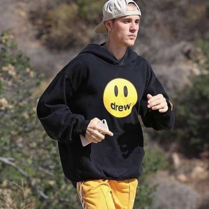 (DONE) JAKET HOODIE DISTRO DREW JUSTIN BIEBER POLOS CUSTOM INDONESIA MURAH AWAS PALSU