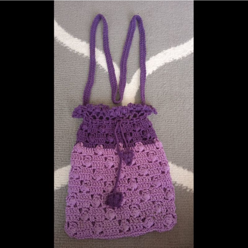 tas rajut serut selempang