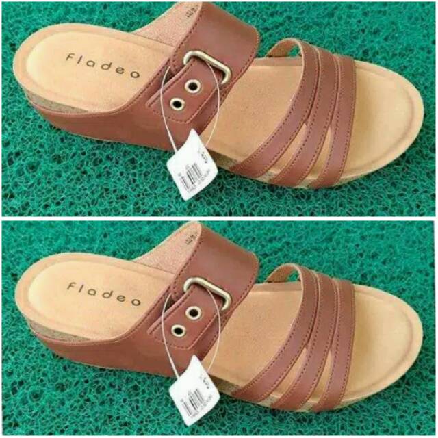 Sandal wanita branded