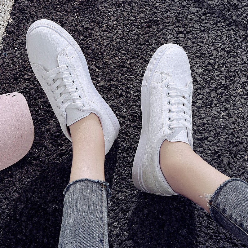 RYS - Cute Heart Sepatu Canvas Wanita Fashion Casual - Ori Import