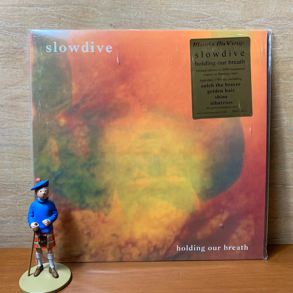 PIRINGAN HITAM / VINYL SLOWDIVE - HOLDING OUR BREATH (COLOURED)